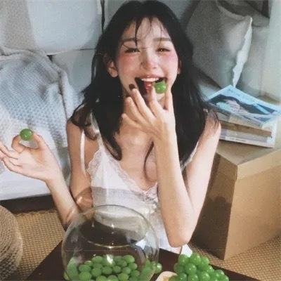 我不卖身我卖子宫封面